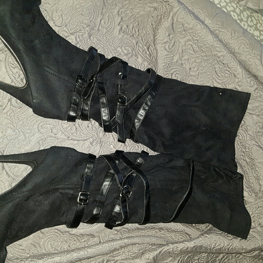 Faux suede and faux leather strap up boots